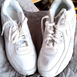 Nike Air Max Sneakers, White, Size 7